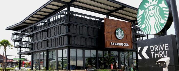 Abilitato_Starbucks_Aktie_Dividende_kaufen_oder_nicht_Update_2024_Titelbild